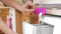 Ako zvýšiť účinnosť pracieho prášku pri praní: ušetrite peniaze a čas.