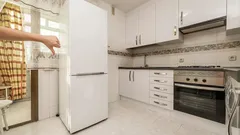 Rozlúčte sa s tradičným umiestnením chladničky: existuje estetickejšie a praktickejšie riešenie